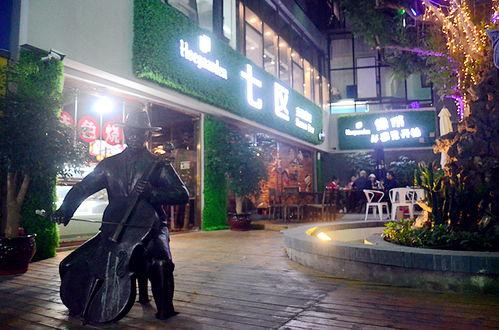 厦门酒吧吃瓜,热闹吃瓜现场,尽享夜生活狂欢