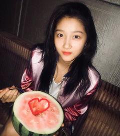 关晓彤吃瓜合集,揭秘娱乐圈幕后故事